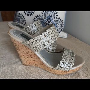 WHBM Jazlyn Wedge Shoes - size 8